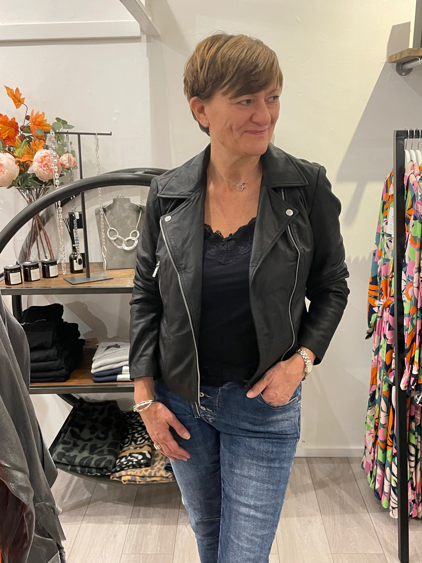 YAS Sophie Leather Jacket | Black