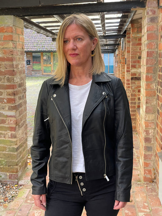 YAS Sophie Leather Jacket | Black